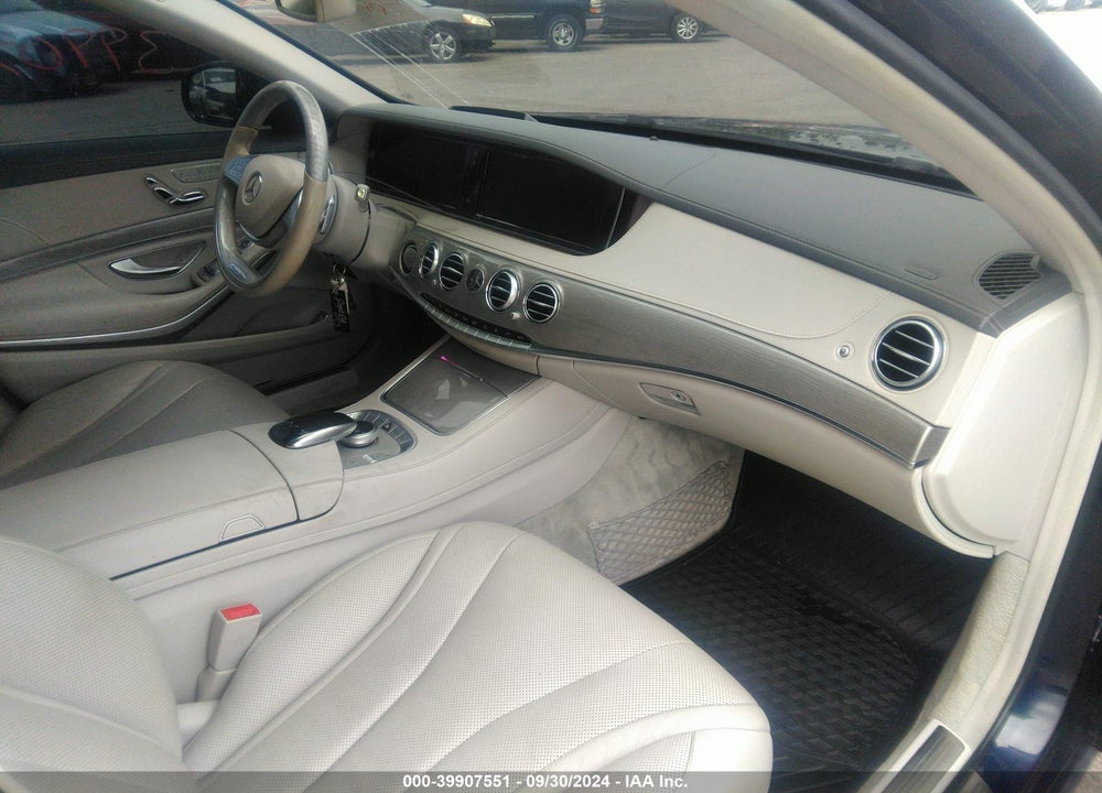 2016 MERCEDES-BENZ S 550 4MATIC VIN: WDDUG8FB9GA233261