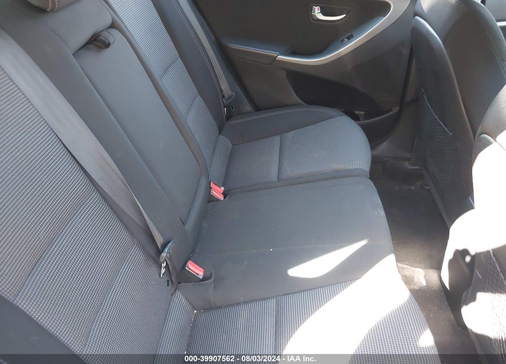 2017 HYUNDAI ELANTRA GT VIN: KMHD35LH8HU377599