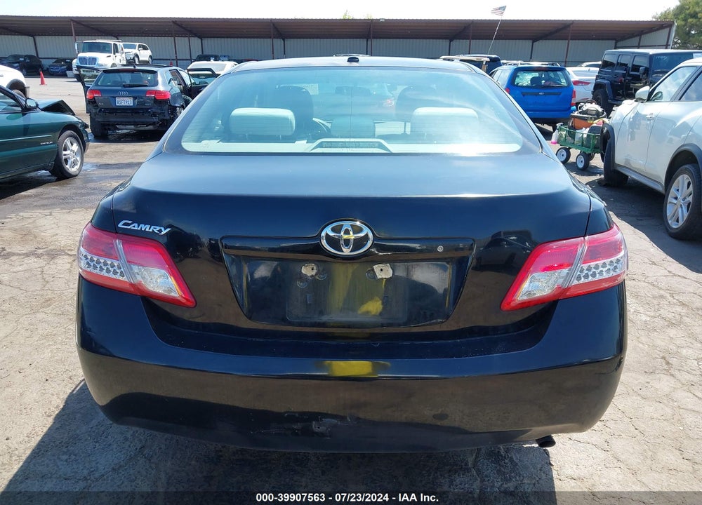 2011 TOYOTA CAMRY VIN: 4T4BF3EK2BR172000