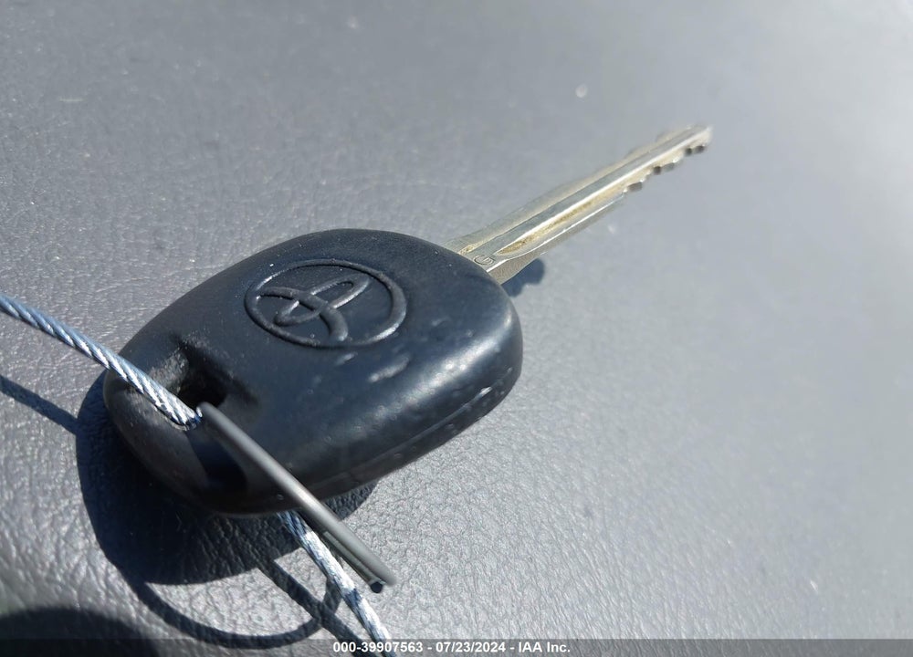 2011 TOYOTA CAMRY VIN: 4T4BF3EK2BR172000