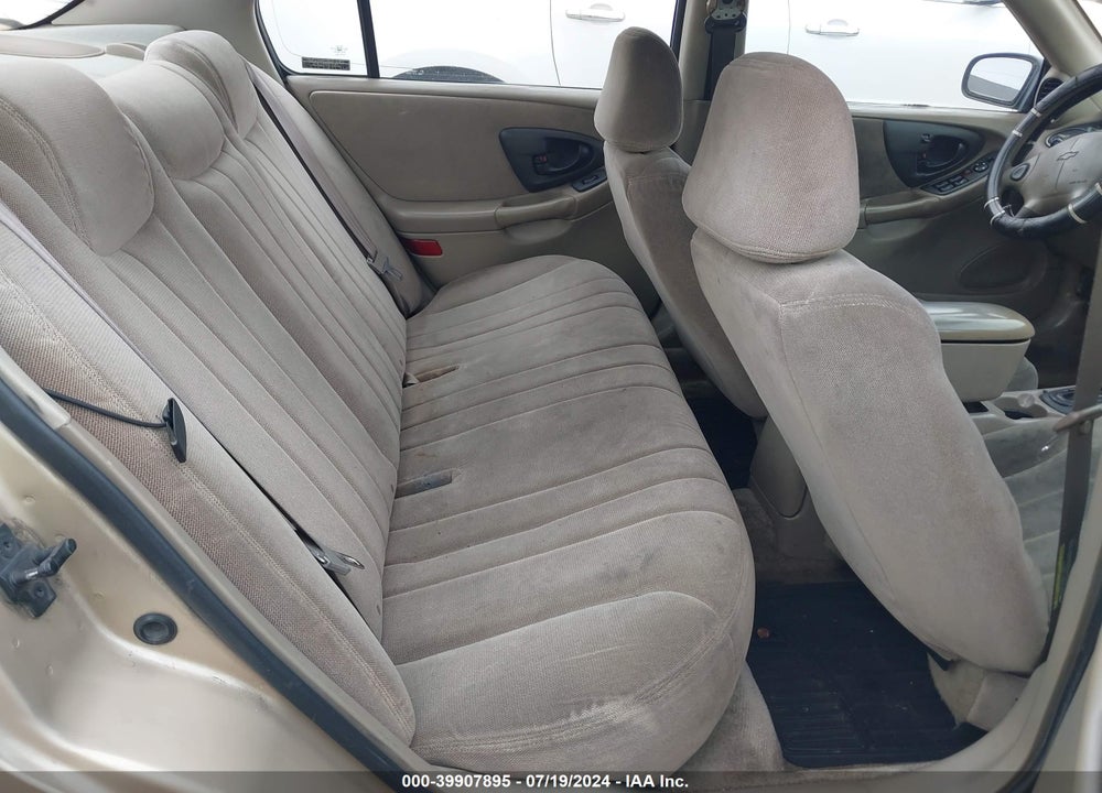 2002 CHEVROLET MALIBU VIN: 1G1ND52J82M522537