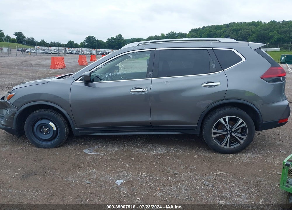 2020 NISSAN ROGUE SV FWD VIN: JN8AT2MT3LW033611