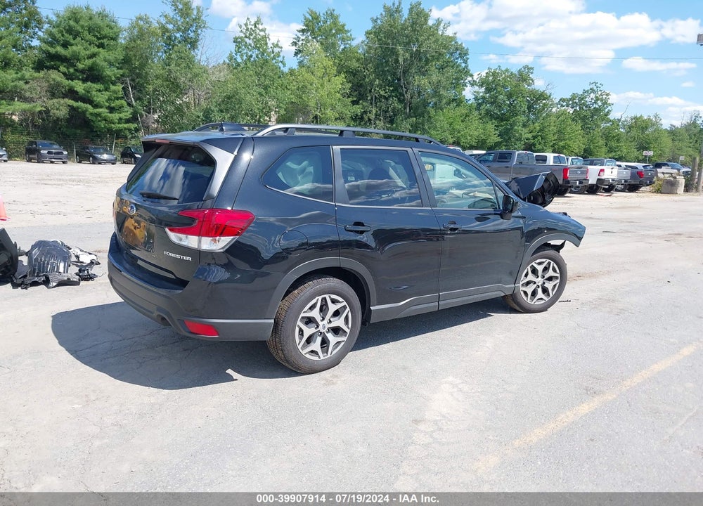 2024 SUBARU FORESTER PREMIUM VIN: JF2SKADC1RH455713