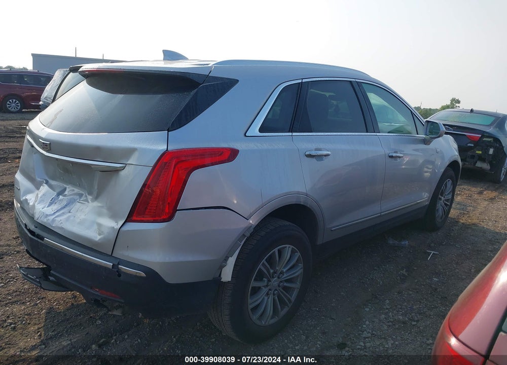 2018 CADILLAC XT5 LUXURY VIN: 1GYKNDRS5JZ228671