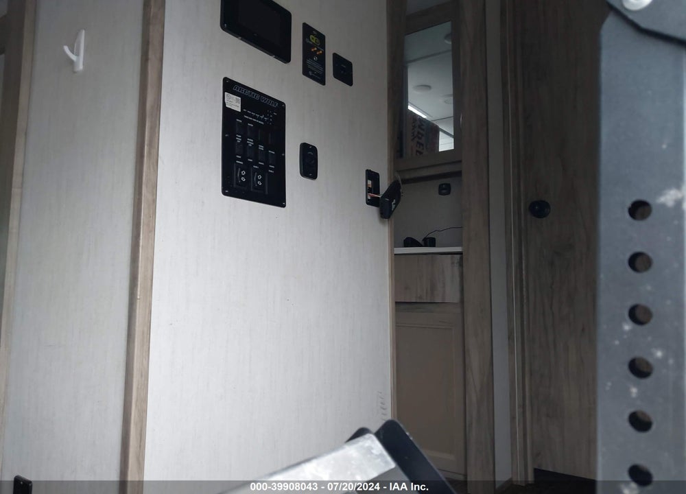 2021 FOREST RIVER OTHER VIN: 5ZT3CKUBXM0707543