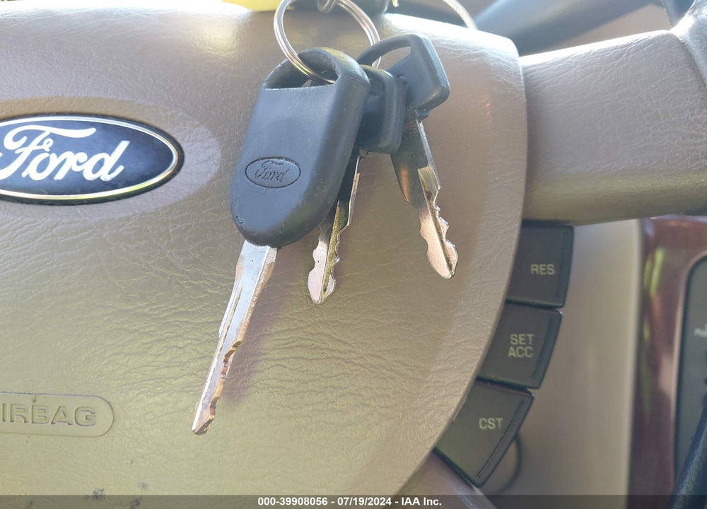 2005 FORD TAURUS SEL VIN: 1FAFP56205A255072