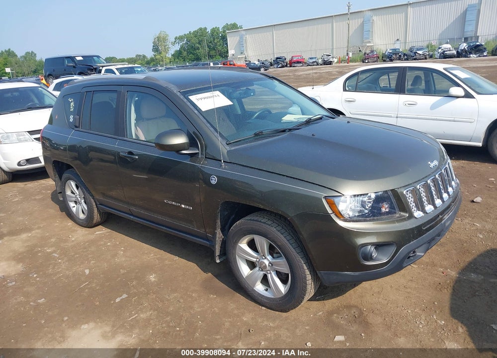 2015 JEEP COMPASS LATITUDE VIN: 1C4NJDEB8FD412818