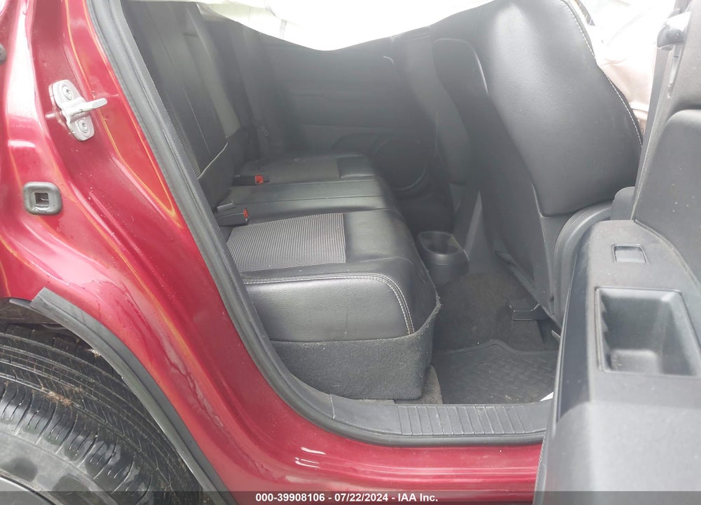2014 JEEP PATRIOT LATITUDE VIN: 1C4NJRFB2ED588726