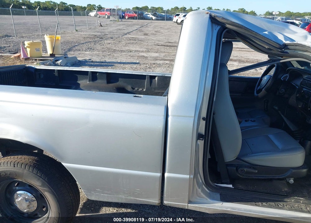 2004 FORD RANGER XL/XLT VIN: 1FTYR10DX4PA83984