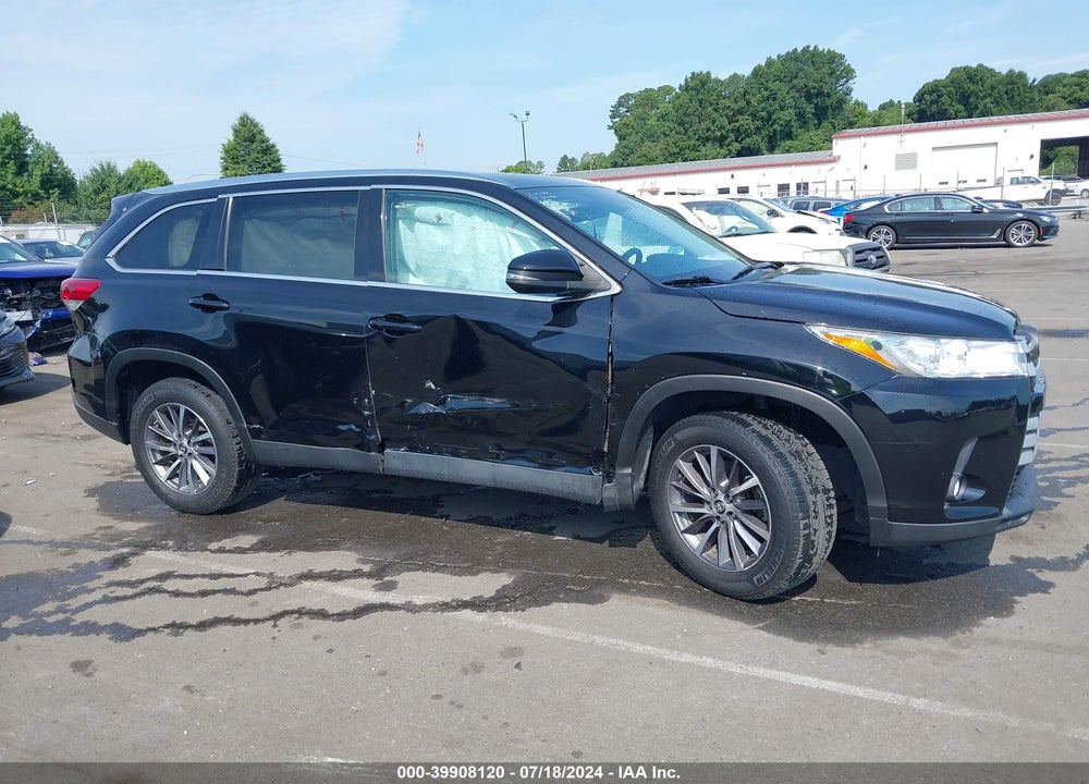 2019 TOYOTA HIGHLANDER XLE VIN: 5TDKZRFH2KS312031