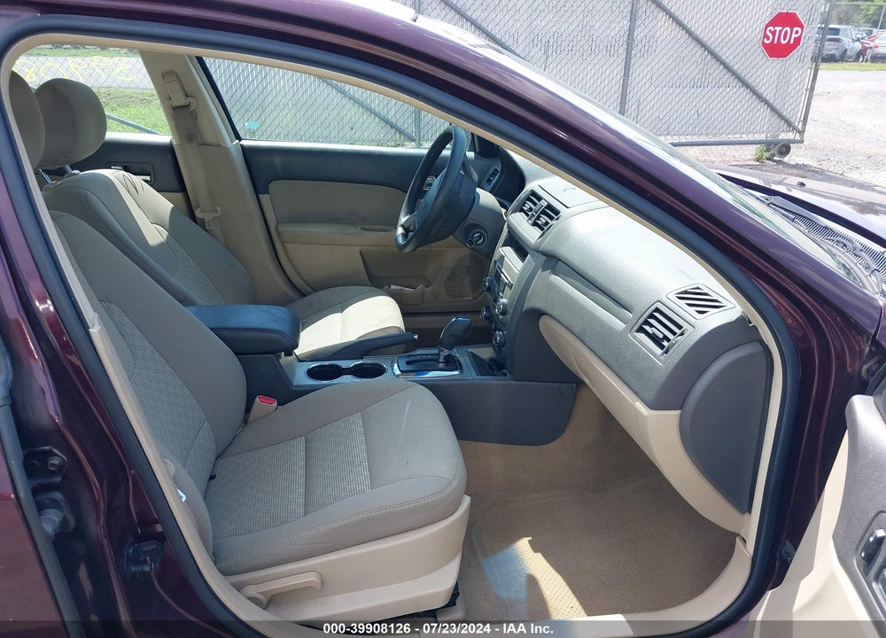 2011 FORD FUSION SE VIN: 3FAHP0HAXBR329826