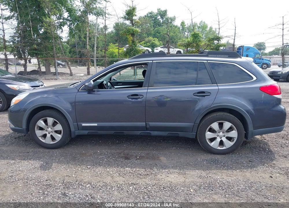 2011 SUBARU OUTBACK 2.5I PREMIUM VIN: 4S4BRBCC5B3338197