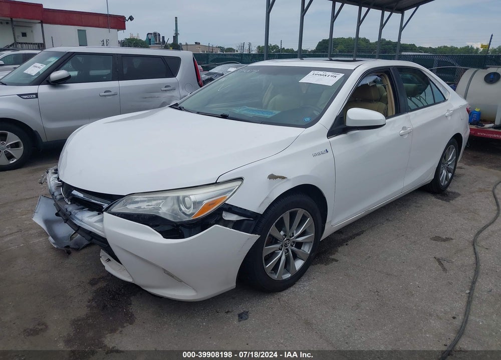 2015 TOYOTA CAMRY HYBRID XLE VIN: 4T1BD1FK7FU173703