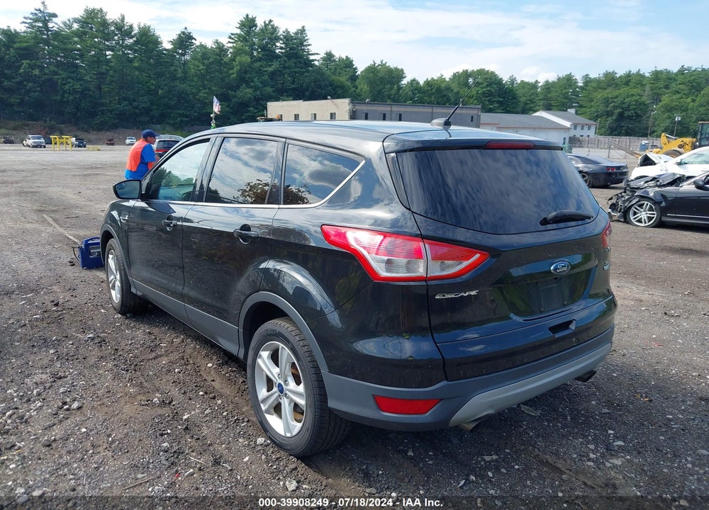 2015 FORD ESCAPE SE VIN: 1FMCU9GX2FUB86176