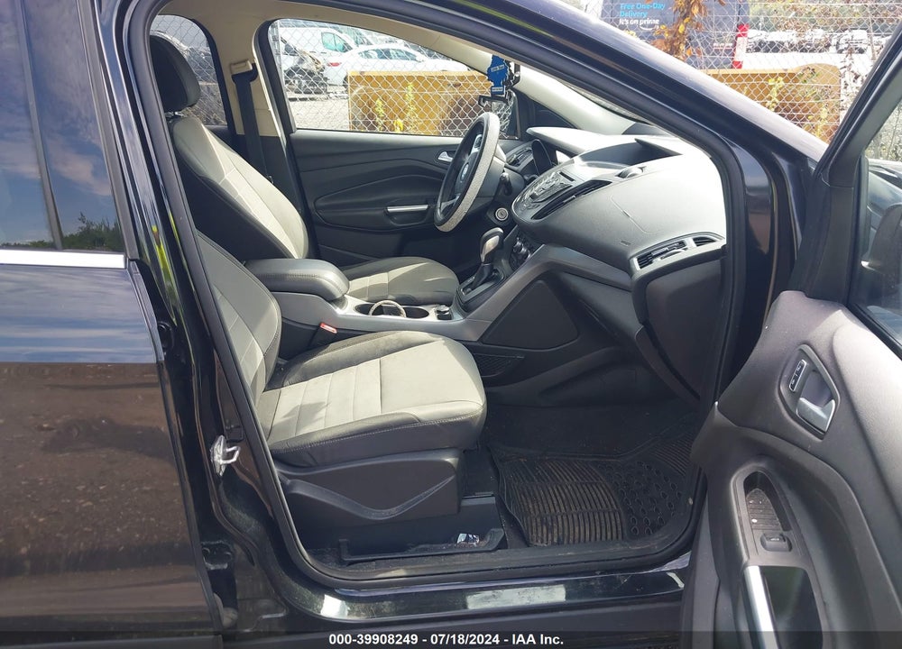 2015 FORD ESCAPE SE VIN: 1FMCU9GX2FUB86176