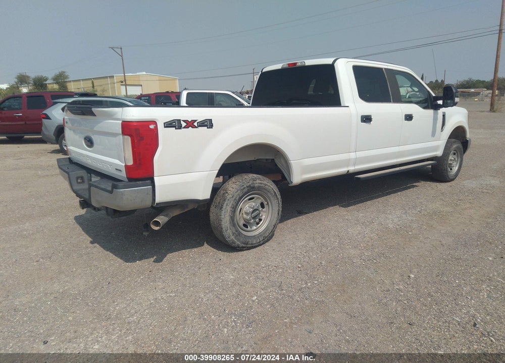 2017 FORD F-250 XL VIN: 1FT7W2B62HEF11136