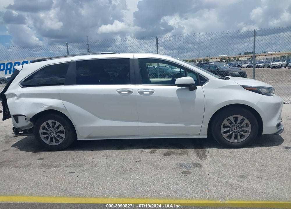2023 TOYOTA SIENNA XLE VIN: 5TDYRKEC6PS164934