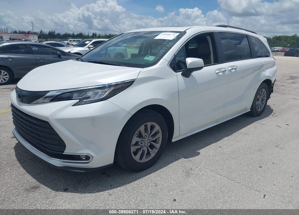 2023 TOYOTA SIENNA XLE VIN: 5TDYRKEC6PS164934