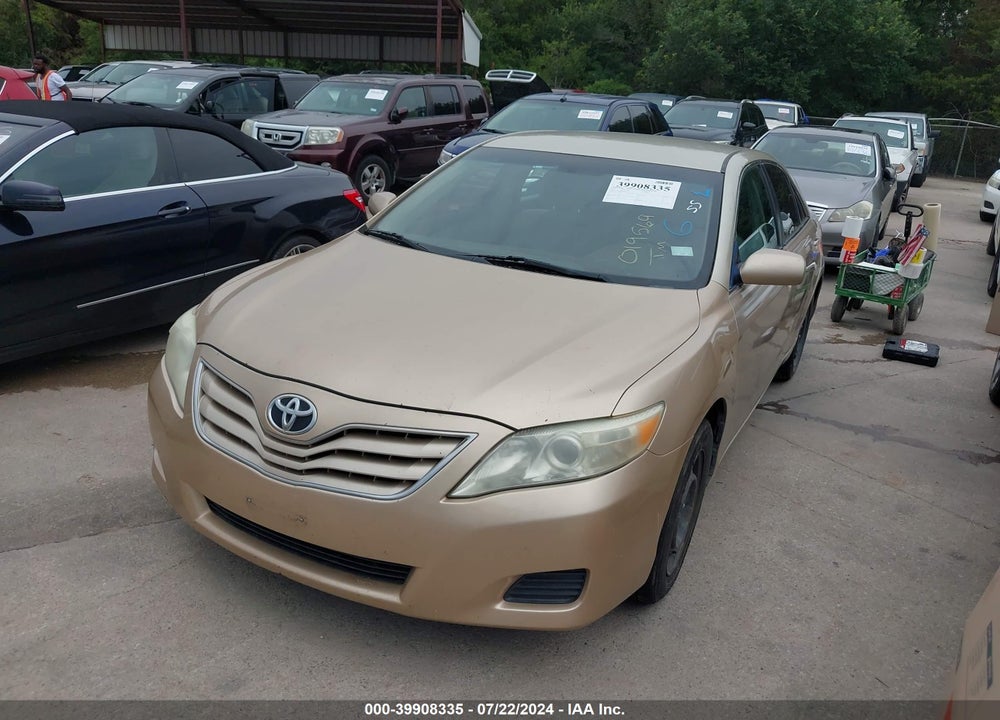 2010 TOYOTA CAMRY LE VIN: 4T4BF3EK8AR019569