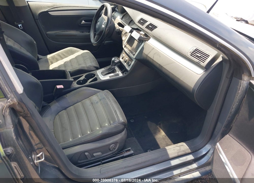 2010 VOLKSWAGEN CC LUXURY VIN: WVWHL7AN2AE506284