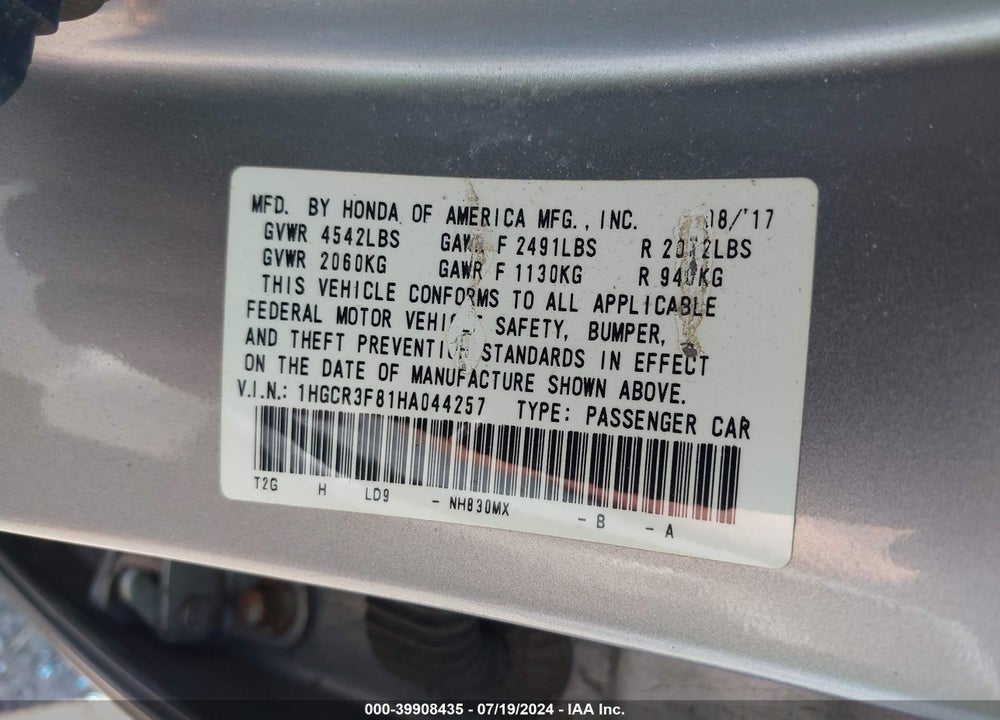 2017 HONDA ACCORD VIN: 1HGCR3F81HA044257