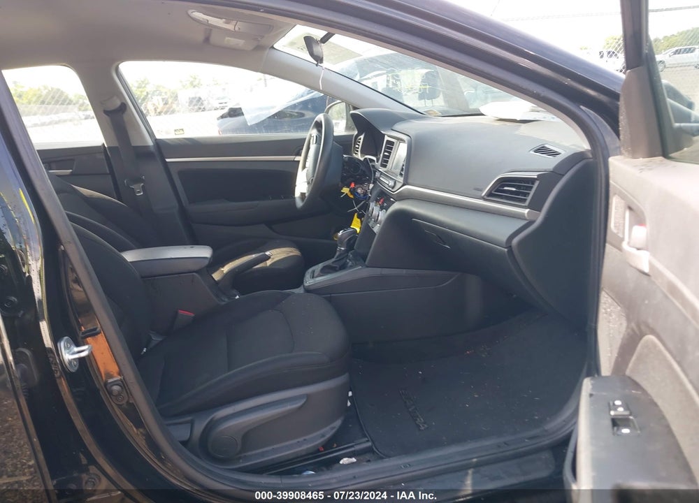 2019 HYUNDAI ELANTRA SEL VIN: 5NPD84LF4KH409965