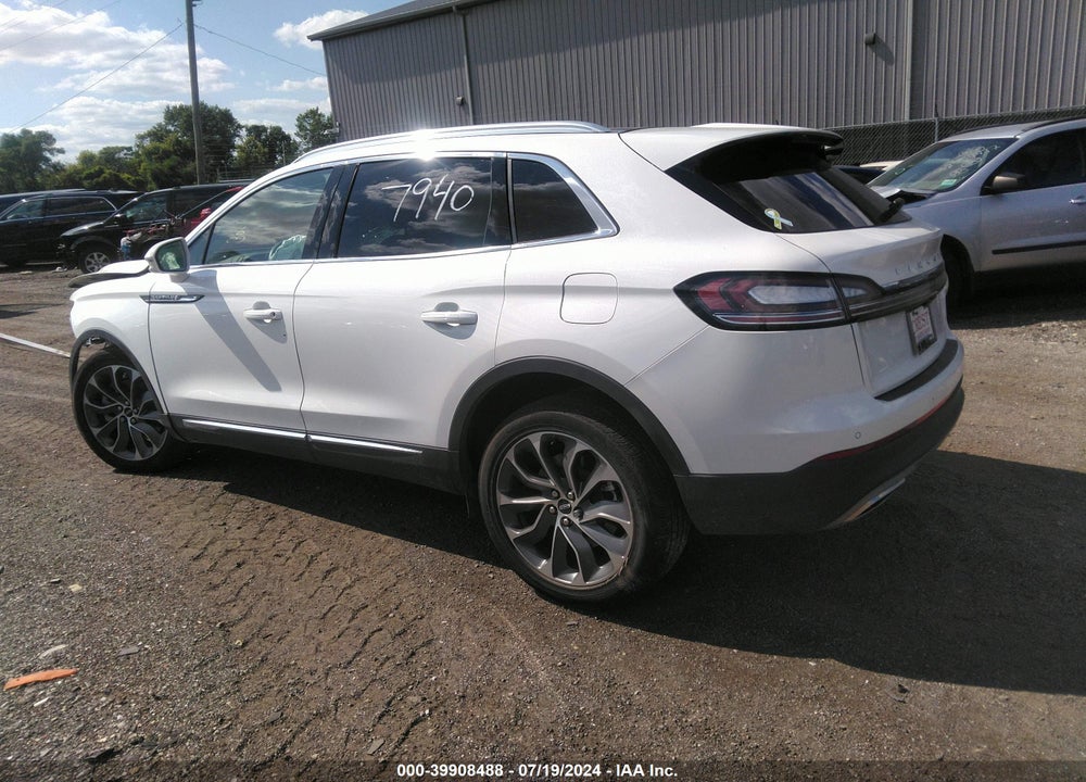 2022 LINCOLN NAUTILUS RESERVE VIN: 2LMPJ8K9XNBL27940