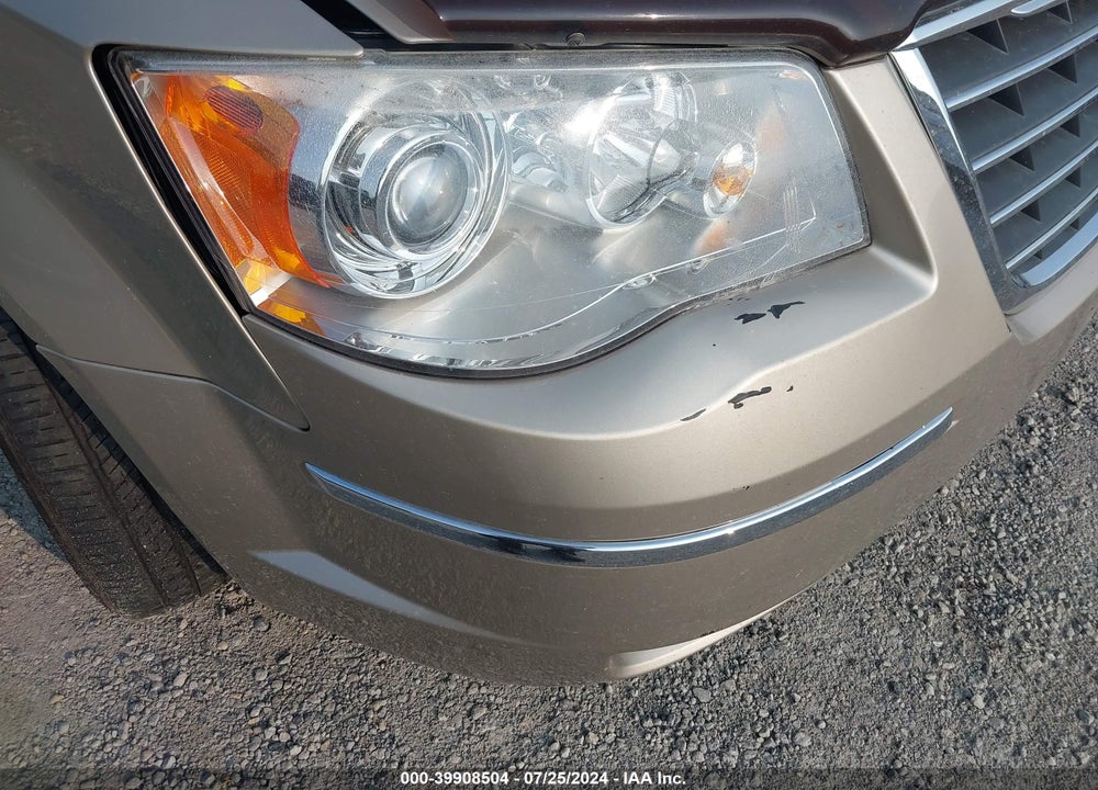 2009 CHRYSLER TOWN & COUNTRY LIMITED VIN: 2A8HR64X69R657173