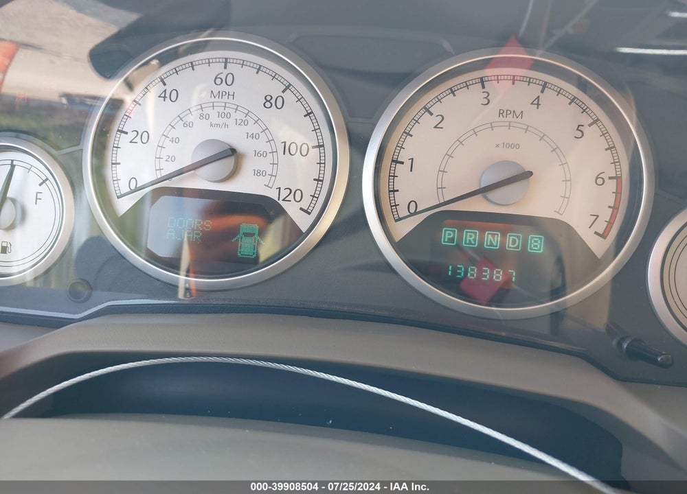 2009 CHRYSLER TOWN & COUNTRY LIMITED VIN: 2A8HR64X69R657173