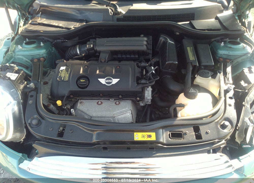 2012 MINI COOPER VIN: WMWSU3C53CT256428