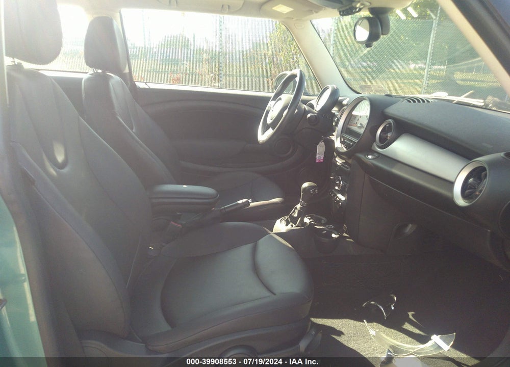 2012 MINI COOPER VIN: WMWSU3C53CT256428