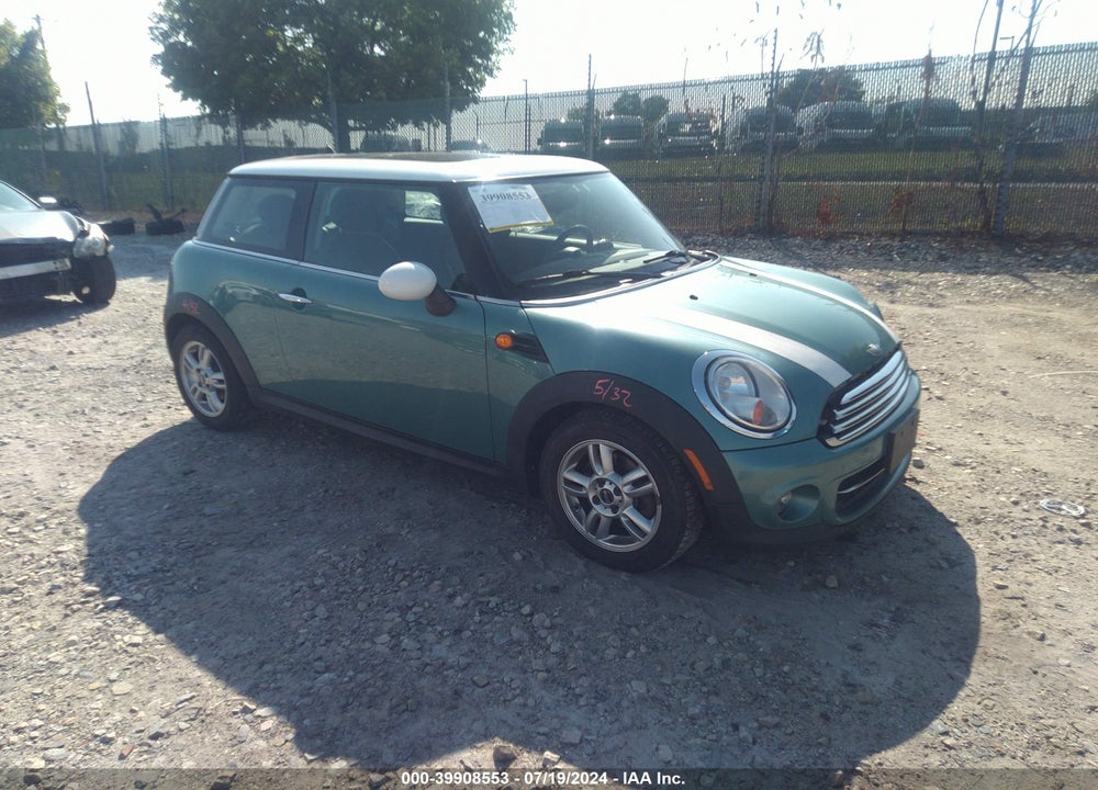 2012 MINI COOPER VIN: WMWSU3C53CT256428