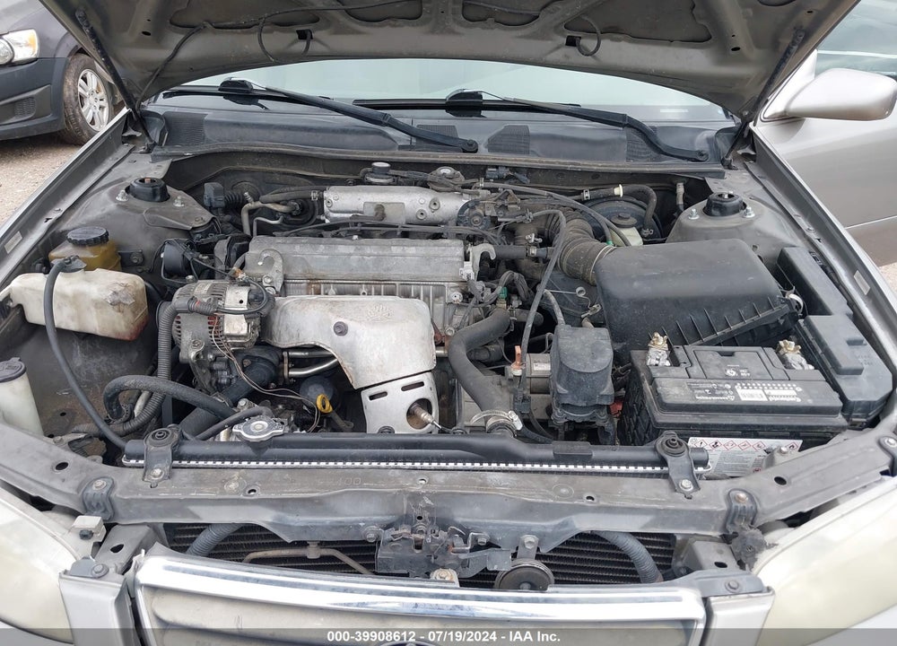 2001 TOYOTA CAMRY LE VIN: JT2BG22K110605802