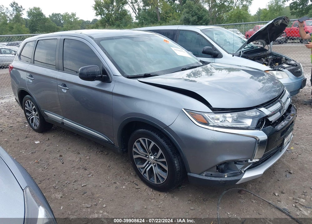 2018 MITSUBISHI OUTLANDER ES VIN: JA4AD2A31JZ052595