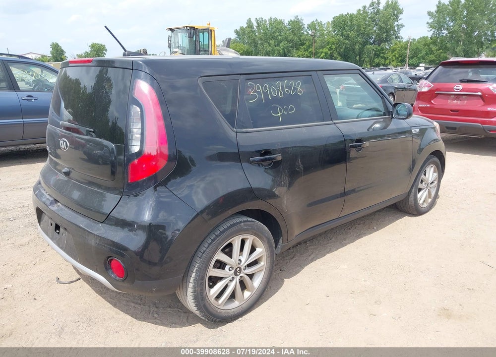 2018 KIA SOUL VIN: KNDJP3A59J7535557