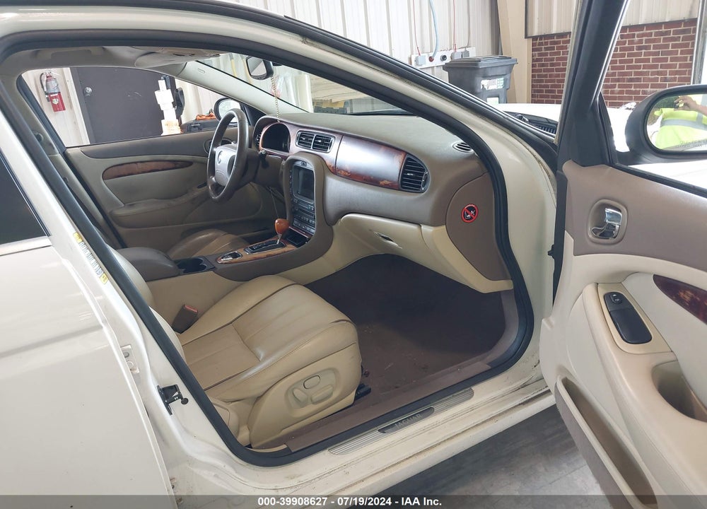 2008 JAGUAR S-TYPE 3.0 V6 VIN: SAJWA01A08FN87387