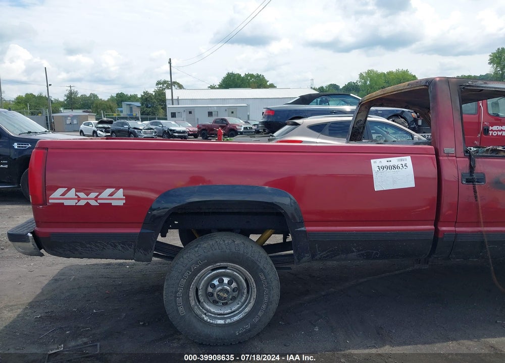 1990 CHEVROLET C/K 2500 SILVERADO VIN: 1GCGK24K6LE171665