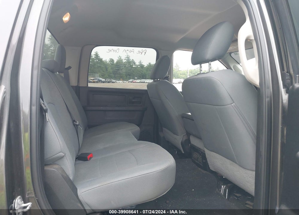 2018 RAM 1500 EXPRESS 4X4 5'7 BOX VIN: 3C6RR7KG2JG230742