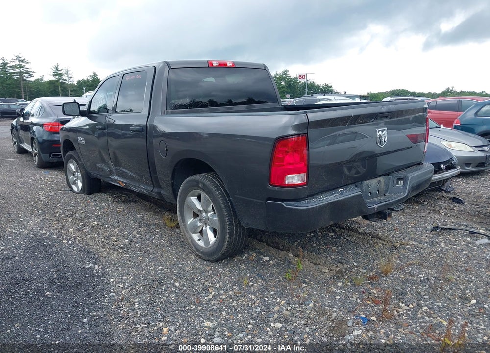 2018 RAM 1500 EXPRESS 4X4 5'7 BOX VIN: 3C6RR7KG2JG230742