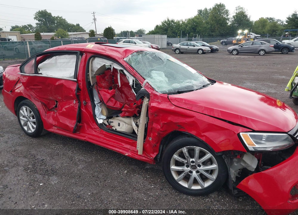 2014 VOLKSWAGEN JETTA 1.8T SE VIN: 3VWD17AJ1EM412198