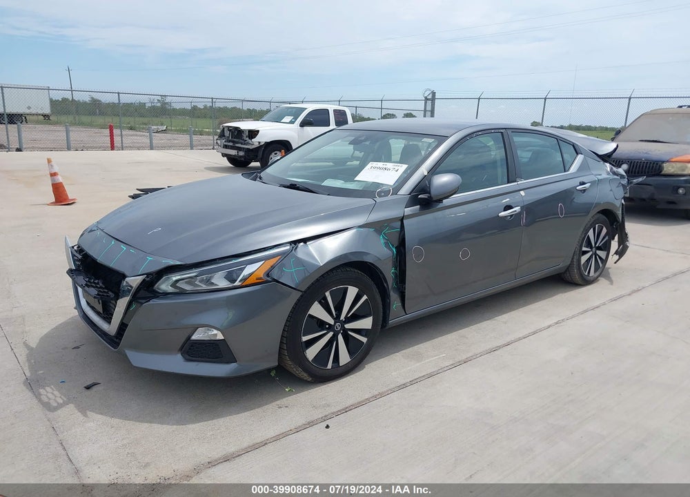 2022 NISSAN ALTIMA SV FWD VIN: 1N4BL4DV2NN325567