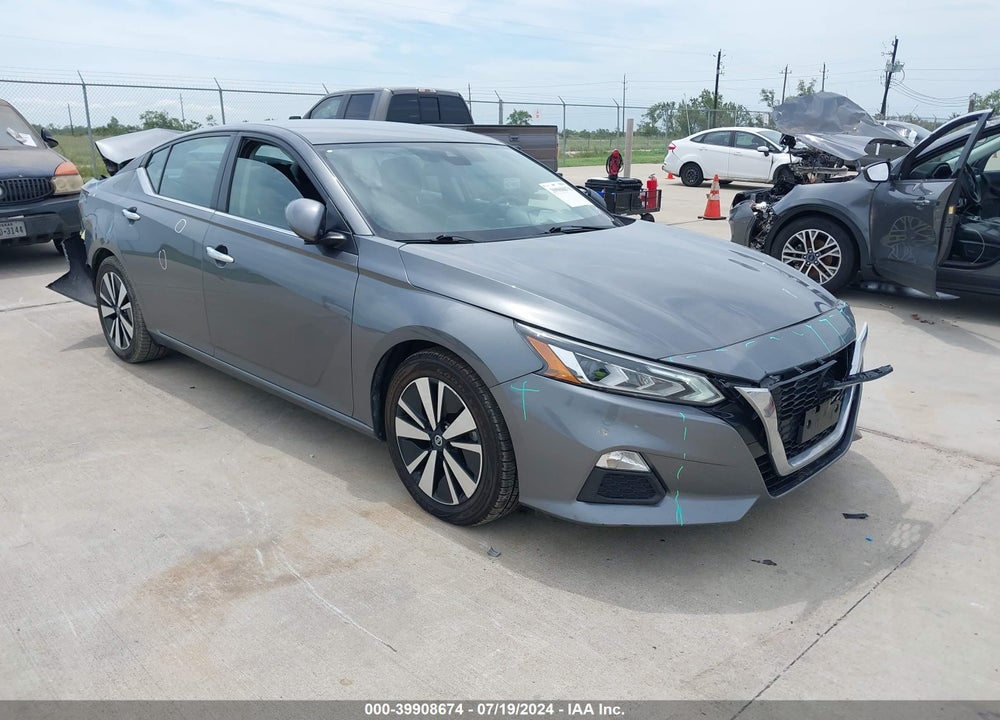 2022 NISSAN ALTIMA SV FWD VIN: 1N4BL4DV2NN325567