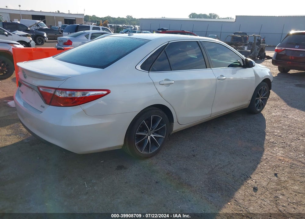 2016 TOYOTA CAMRY XSE VIN: 4T1BF1FK1GU122256