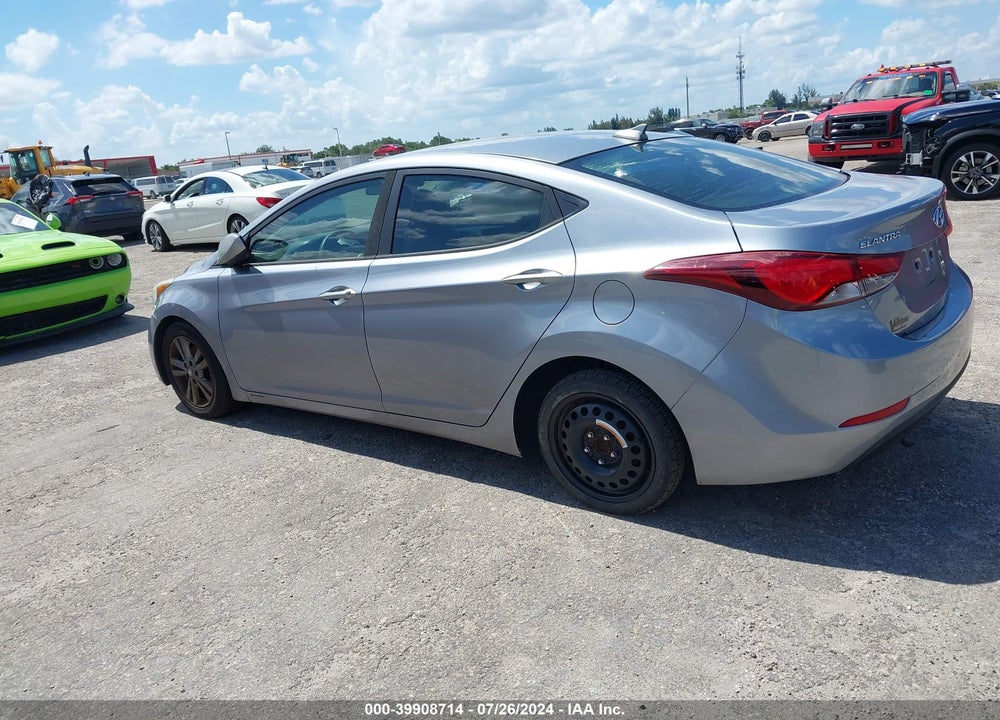 2016 HYUNDAI ELANTRA SE VIN: 5NPDH4AE5GH744427
