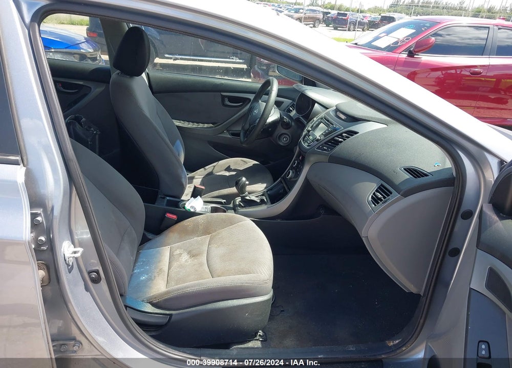 2016 HYUNDAI ELANTRA SE VIN: 5NPDH4AE5GH744427