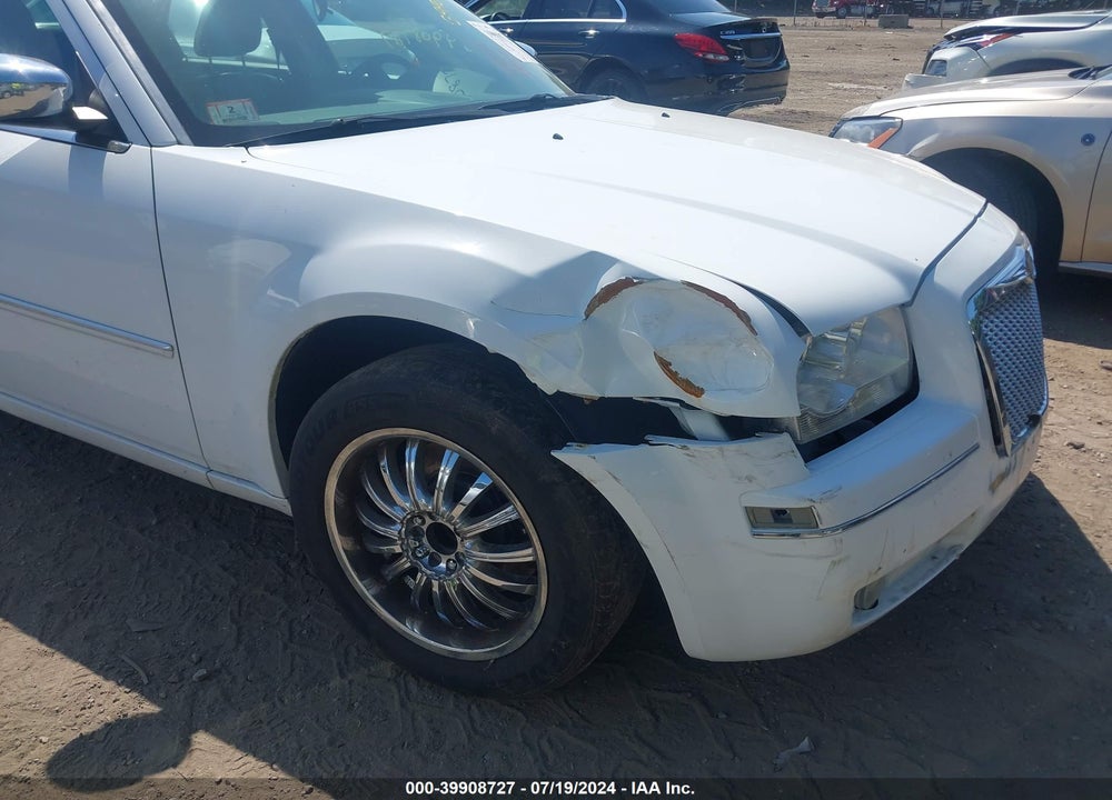 2010 CHRYSLER 300 TOURING/SIGNATURE SERIES VIN: 2C3CK5CV5AH305801
