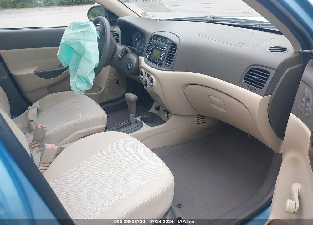 2008 HYUNDAI ACCENT GLS VIN: KMHCN46C78U268969