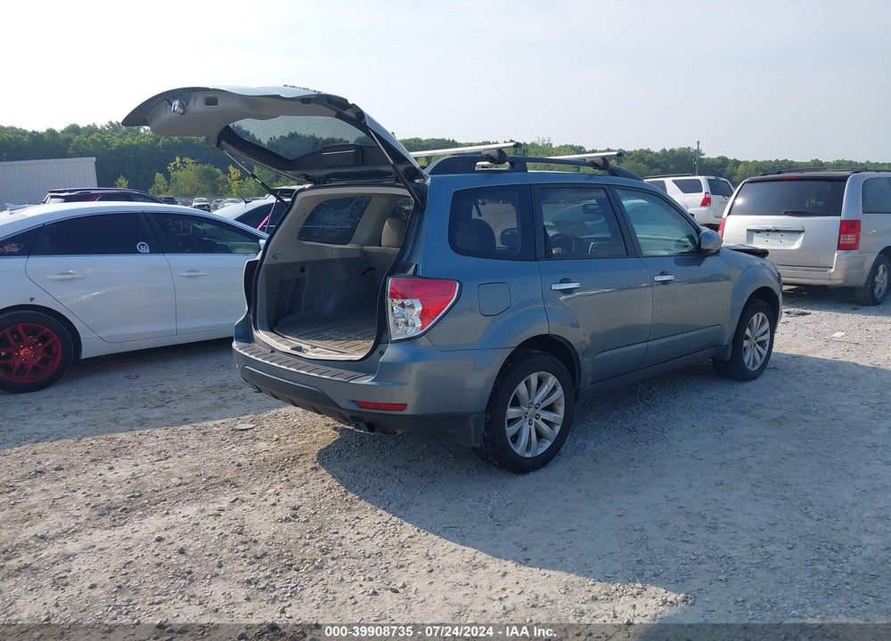 2011 SUBARU FORESTER 2.5X PREMIUM VIN: JF2SHBDC5BH743843