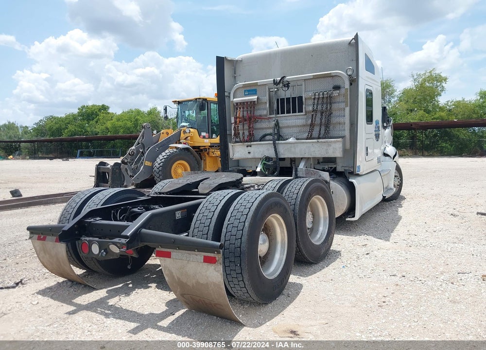 2020 KENWORTH T680 VIN: 1XKYDP9X7LJ377539