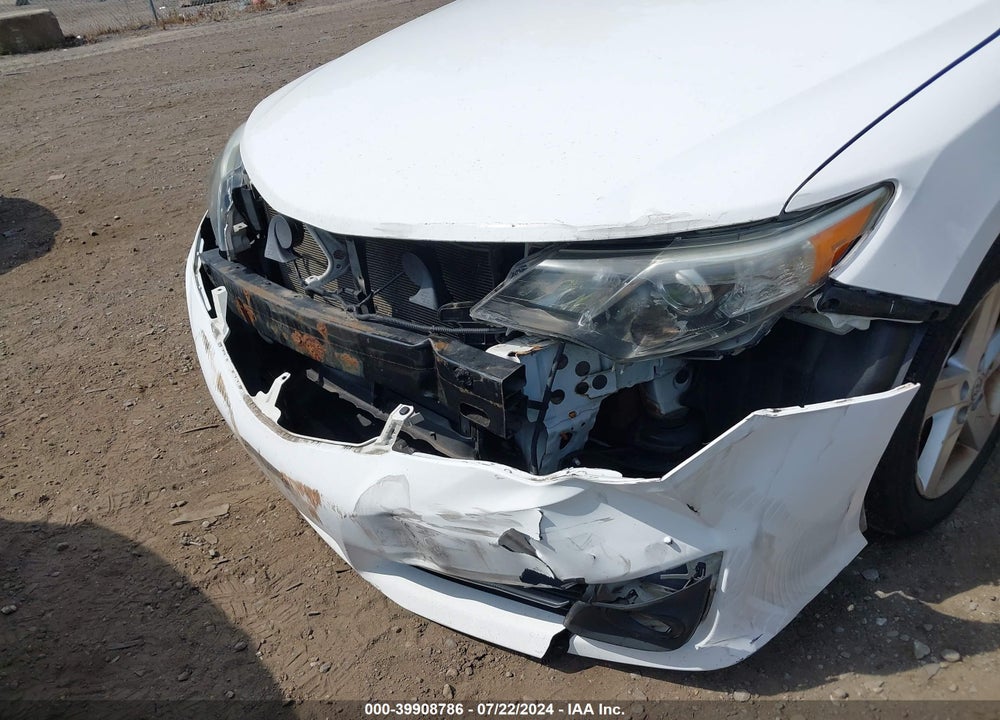 2014 TOYOTA CAMRY SE VIN: 4T1BF1FK6EU351268